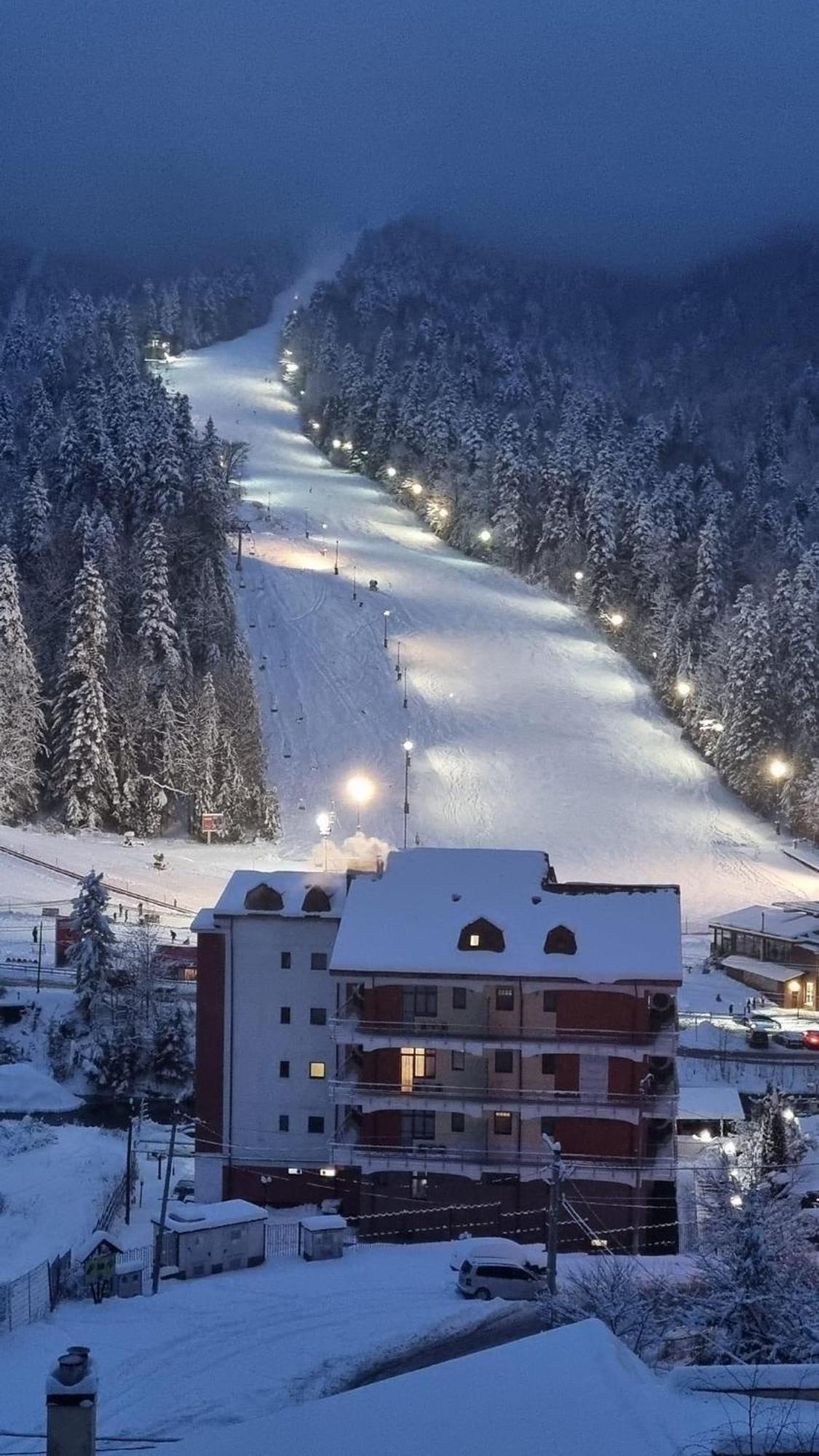 Azuga Ski & Bike Resort Εξωτερικό φωτογραφία